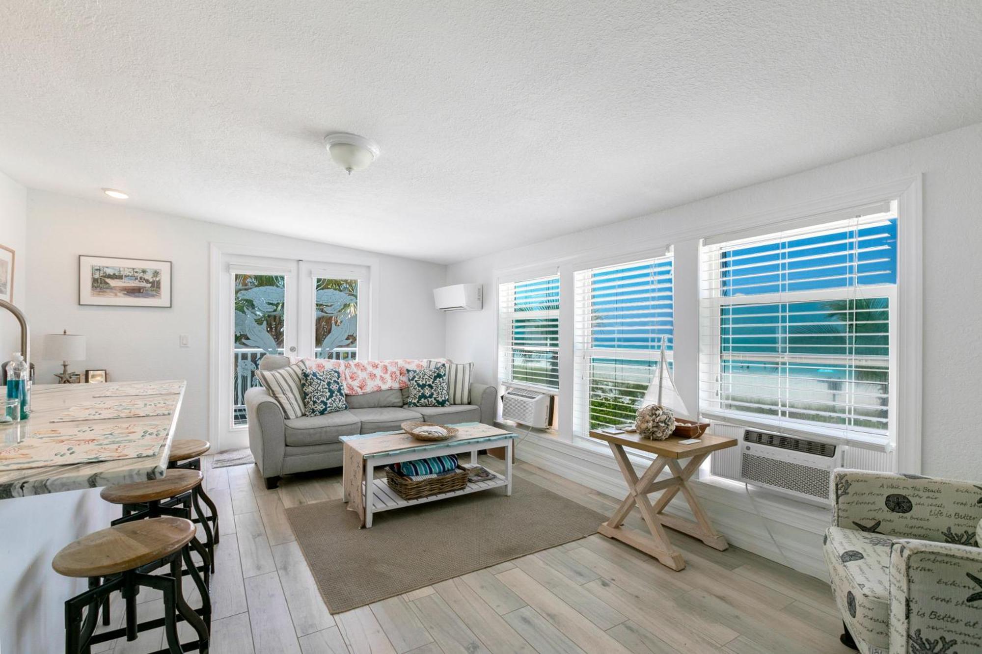 Beach Dreams Resort Bradenton Beach Extérieur photo