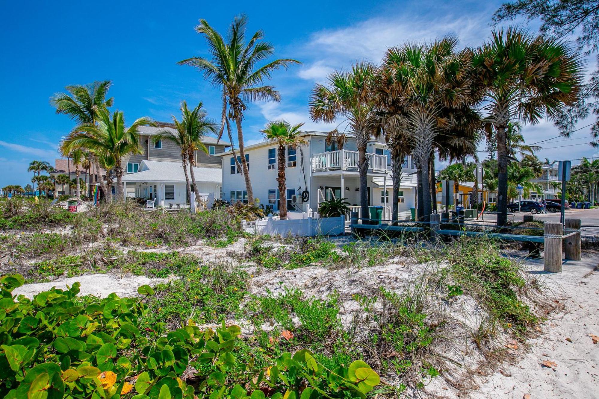 Beach Dreams Resort Bradenton Beach Extérieur photo
